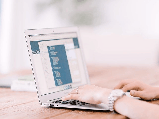 WHICH ONE IS THE BEST 8GB LAPTOP IN 2020